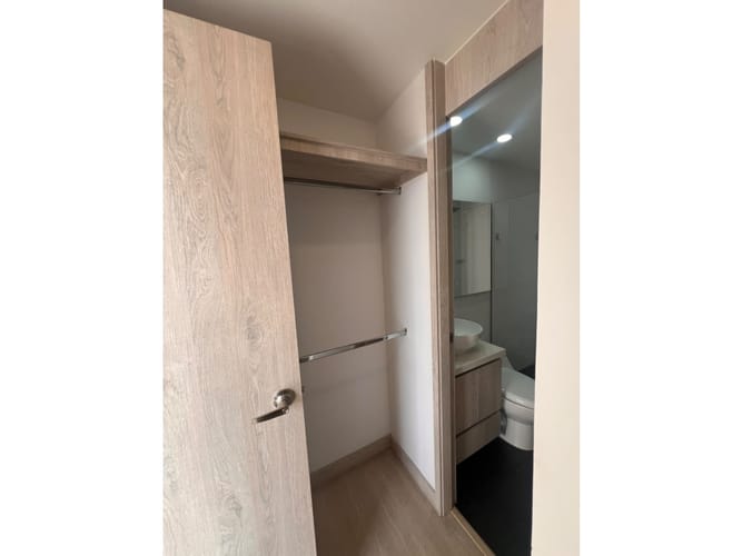 Apartamento de 3 alcobas en arriendo en Las Lomitas, Sabaneta, 85 m² · foto 17 de 24