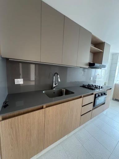 Apartamento de 3 alcobas en arriendo en Laureles, Medellín, 115 m² · foto 2 de 17