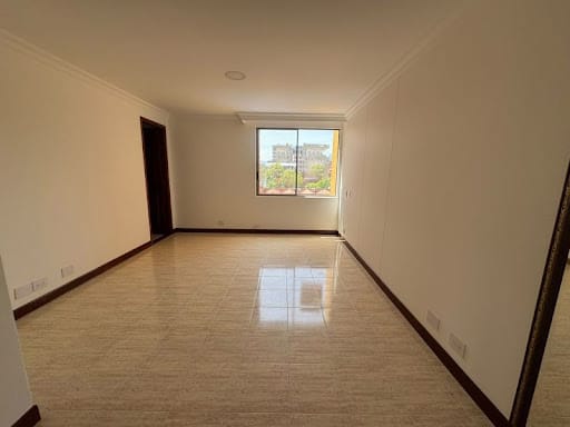Apartamento de 3 alcobas en arriendo en Laureles, Medellín, 115 m² · foto 5 de 17