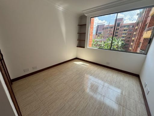 Apartamento de 3 alcobas en arriendo en Laureles, Medellín, 115 m² · foto 6 de 17