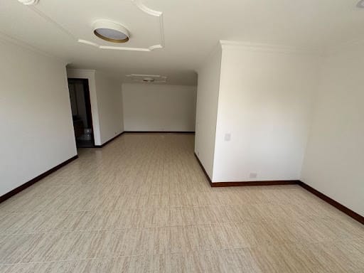 Apartamento de 3 alcobas en arriendo en Laureles, Medellín, 115 m² · foto 8 de 17