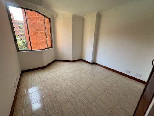 Apartamento de 3 alcobas en arriendo en Laureles, Medellín, 115 m² · foto 11 de 17