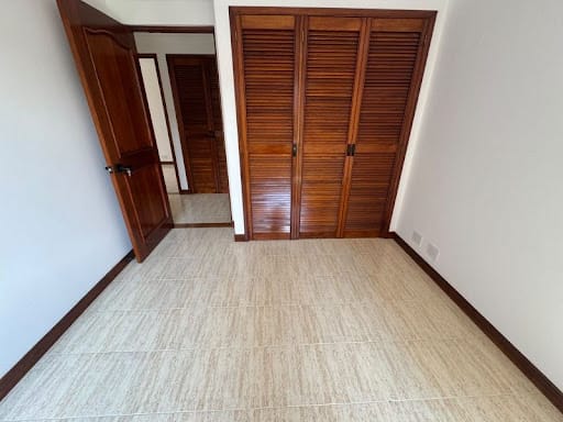 Apartamento de 3 alcobas en arriendo en Laureles, Medellín, 115 m² · foto 12 de 17