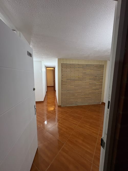 Apartamento de 3 alcobas en venta en Cr. Las Huertas De Cajica I, Cajicá, 60 m² · foto 19 de 24