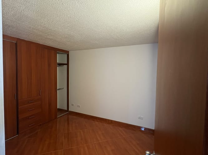 Apartamento de 3 alcobas en venta en Cr. Las Huertas De Cajica I, Cajicá, 60 m² · foto 5 de 24