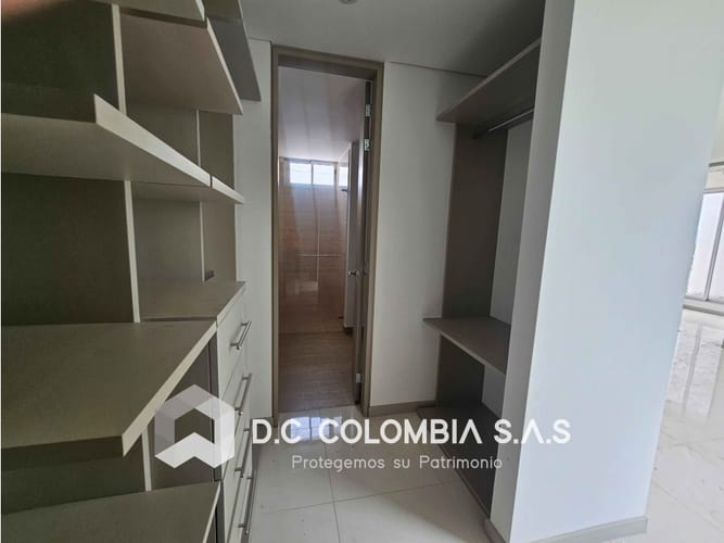 Apartamento de 3 alcobas en venta en Centro, Girardot, 119 m² · foto 18 de 24