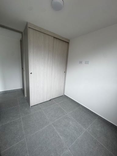 Apartamento de 2 alcobas en arriendo en El Trapiche, Bello, 58 m² · foto 4 de 11