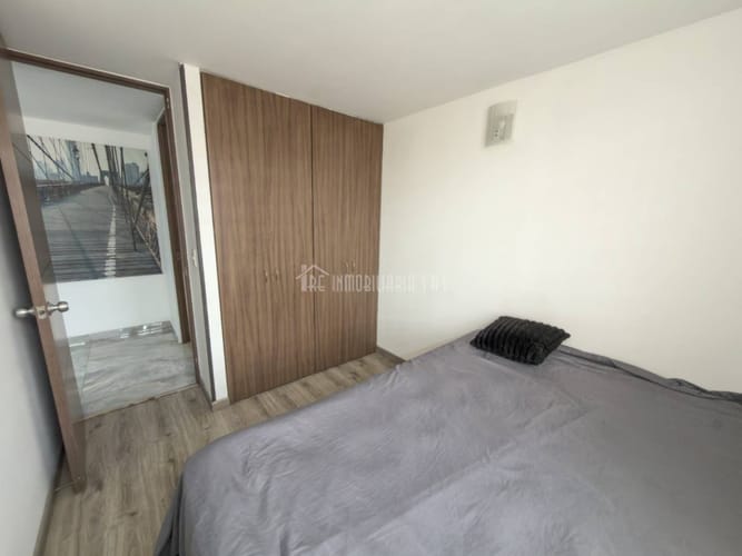Apartamento de 3 alcobas en venta en Castilla, Bogotá, 75 m² · foto 18 de 24