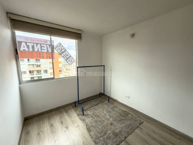 Apartamento de 3 alcobas en venta en Castilla, Bogotá, 75 m² · foto 20 de 24