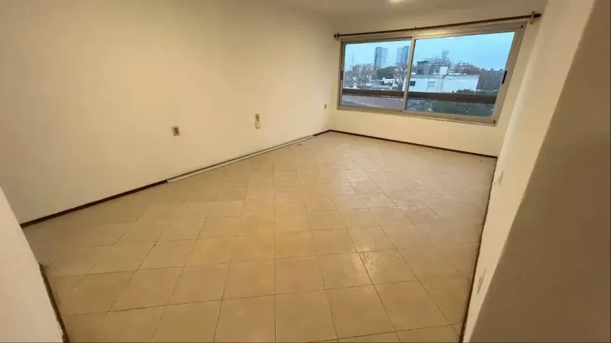 Venta Apartamento La Blanqueada 2 Dormitorios más escritorio