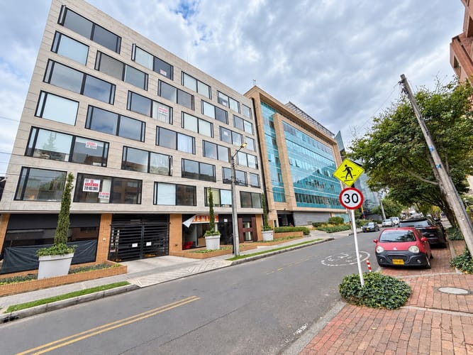 Apartamento de 1 alcoba en arriendo en Chico Norte, Bogotá, 20 m² · foto 8 de 13