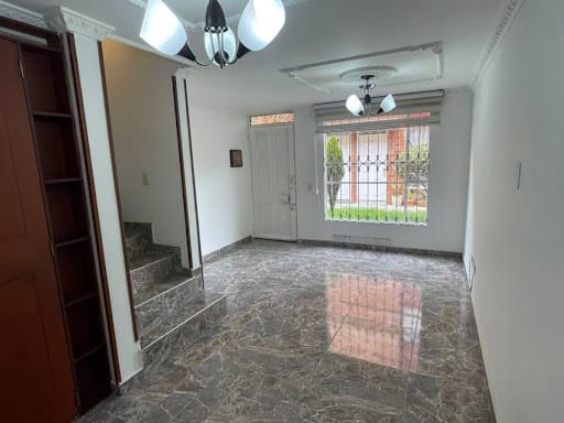 Casa de 4 alcobas en venta en Castilla, Bogotá, 68 m² · foto 12 de 24
