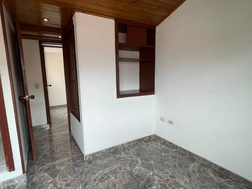 Casa de 4 alcobas en venta en Castilla, Bogotá, 68 m² · foto 18 de 24