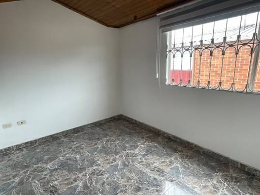 Casa de 4 alcobas en venta en Castilla, Bogotá, 68 m² · foto 20 de 24
