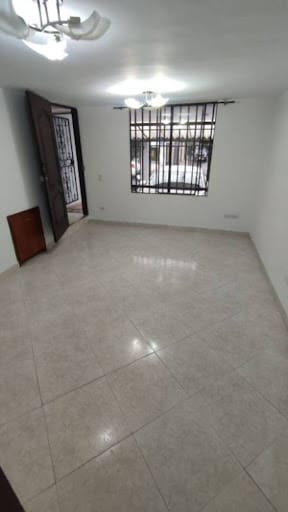 Apartamento de 2 alcobas en arriendo en La Pilarica, Medellín, 80 m² · foto 3 de 18