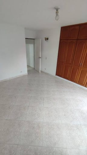 Apartamento de 2 alcobas en arriendo en La Pilarica, Medellín, 80 m² · foto 5 de 18