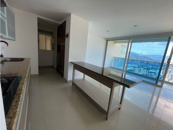 Apartamento de 2 alcobas en venta en Las Lomitas, Sabaneta, 82 m² · foto 9 de 15