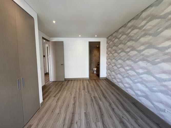Apartamento de 1 alcoba en arriendo en Chico Norte, Bogotá, 53 m² · foto 9 de 24