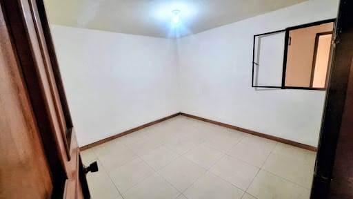 Casa de 5 alcobas en venta en Olarte, Bogotá, 90 m² · foto 14 de 21