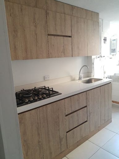 Apartamento de 3 alcobas en arriendo en Los Colores, Medellín, 60 m² · foto 7 de 12