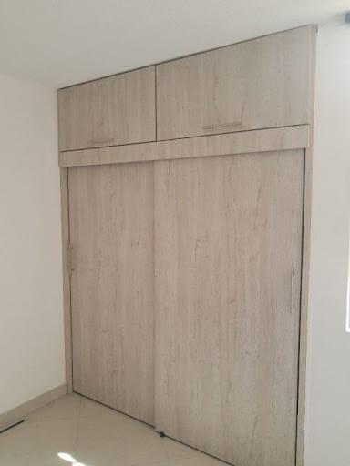 Apartamento de 3 alcobas en arriendo en Los Colores, Medellín, 60 m² · foto 8 de 12