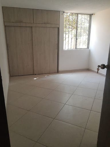 Apartamento de 3 alcobas en arriendo en Los Colores, Medellín, 60 m² · foto 12 de 12