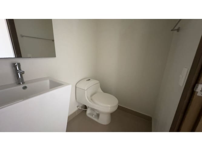 Apartamento de 3 alcobas en venta en Bavaria, Santa Marta, 210 m² · foto 7 de 11