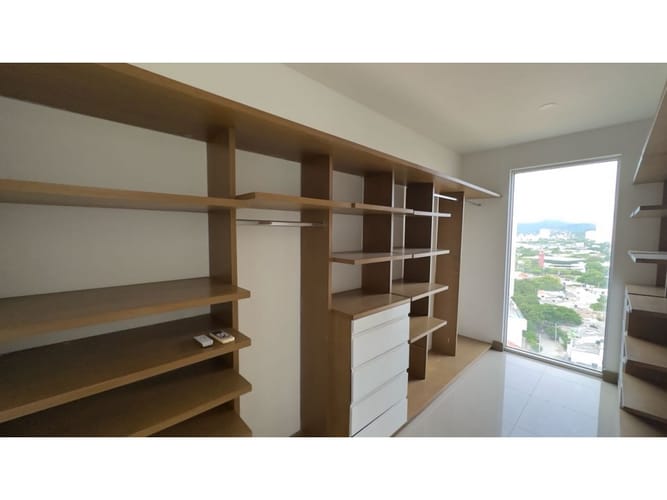 Apartamento de 3 alcobas en venta en Bavaria, Santa Marta, 210 m² · foto 11 de 11