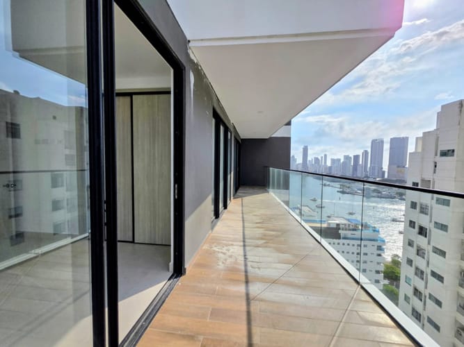 Apartamento de 3 alcobas en venta en Manga, Cartagena, 139 m² · foto 3 de 24