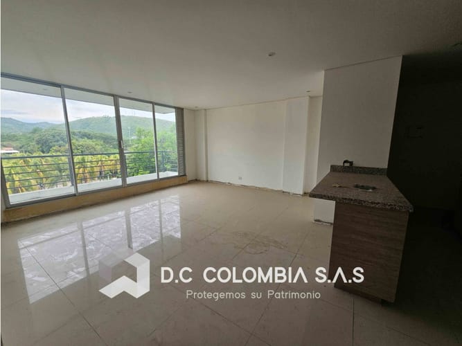 Apartamento de 3 alcobas en venta en Centro, Girardot, 69 m² · foto 2 de 19