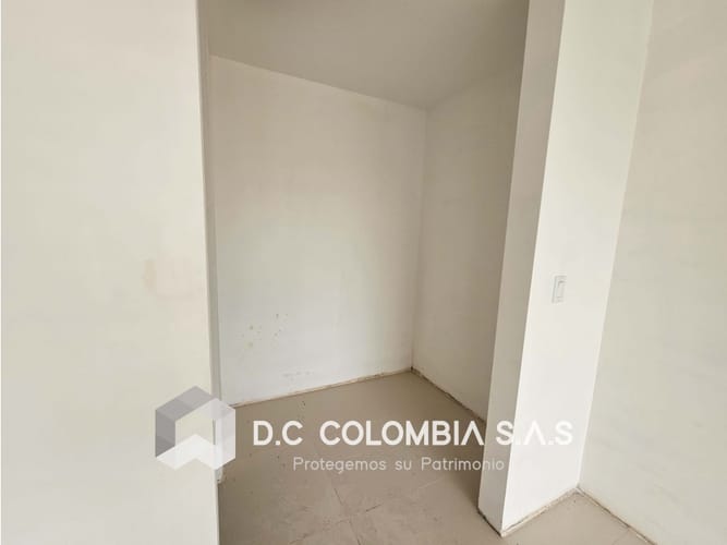 Apartamento de 3 alcobas en venta en Centro, Girardot, 69 m² · foto 17 de 19