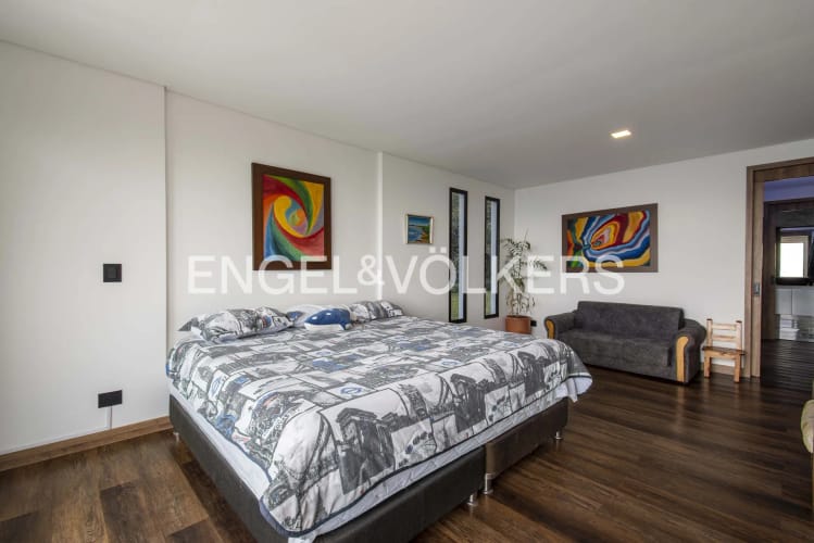 Casa de 2 alcobas en arriendo en Loma De Las Brujas, Envigado, 230 m² · foto 7 de 11