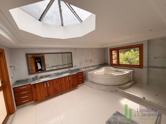 Casa de 4 alcobas en venta en La Calera, Medellín, 1520 m² · foto 13 de 20