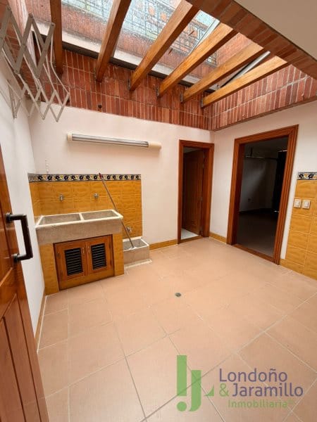 Casa de 4 alcobas en venta en La Calera, Medellín, 1520 m² · foto 19 de 20