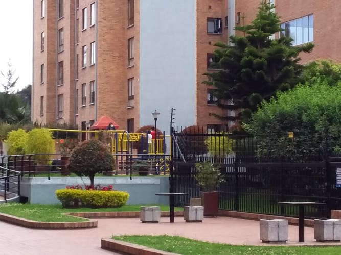 Apartamento de 3 alcobas en venta en Portales Del Monte, Bogotá, 73 m² · foto 3 de 18