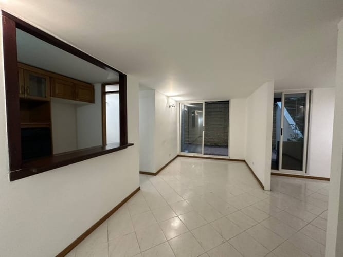 Apartamento de 3 alcobas en arriendo en Loma Del Indio, Medellín, 80 m² · foto 5 de 22