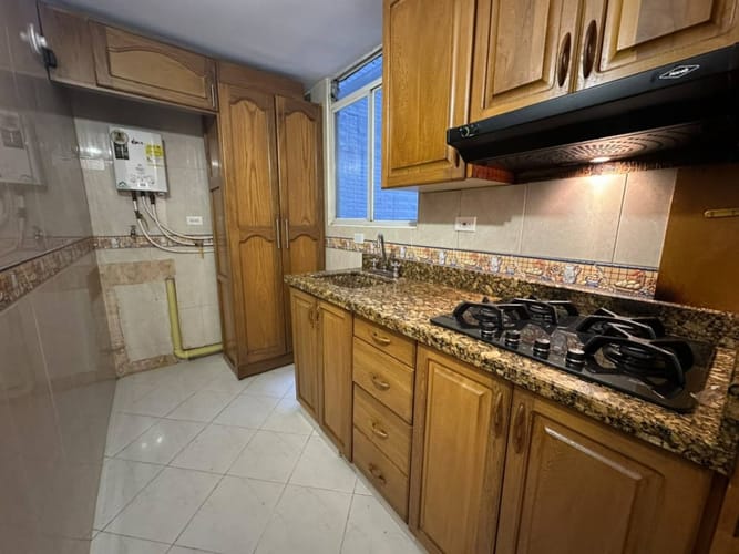 Apartamento de 3 alcobas en arriendo en Loma Del Indio, Medellín, 80 m² · foto 14 de 22