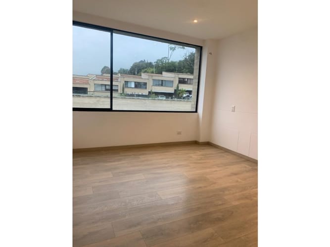 Casa de 3 alcobas en arriendo en El Chocho, Envigado, 240 m² · foto 16 de 24