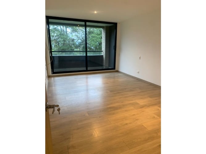 Casa de 3 alcobas en arriendo en El Chocho, Envigado, 240 m² · foto 21 de 24