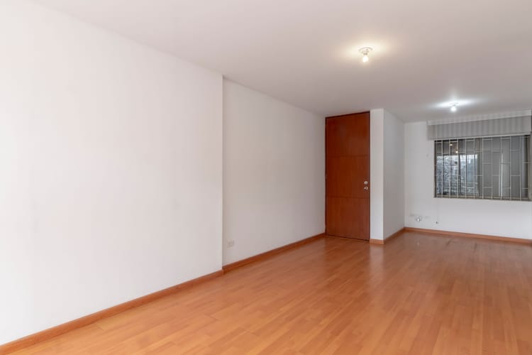 Apartamento de 3 alcobas en venta en Acacias Usaquen, Bogotá, 87 m² · foto 3 de 18