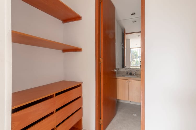 Apartamento de 3 alcobas en venta en Acacias Usaquen, Bogotá, 87 m² · foto 10 de 18