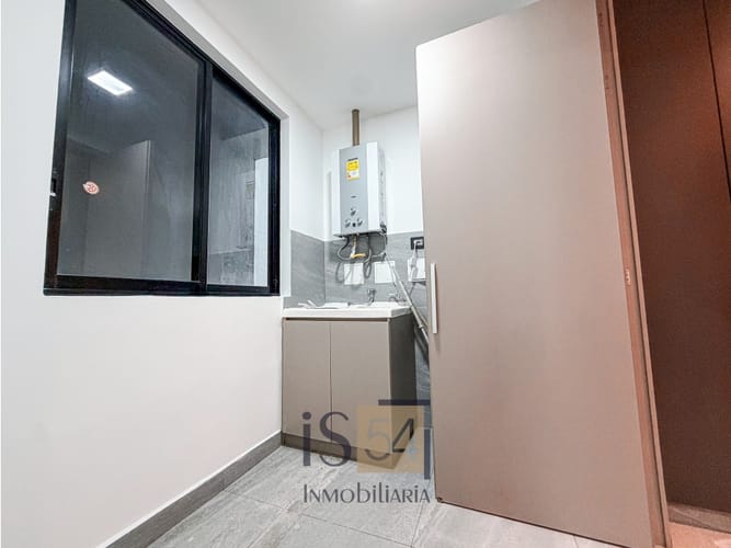 Apartamento de 3 alcobas en venta en Pinares, Pereira, 146 m² · foto 4 de 24