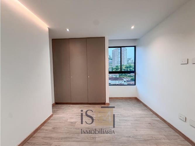 Apartamento de 3 alcobas en venta en Pinares, Pereira, 146 m² · foto 9 de 24