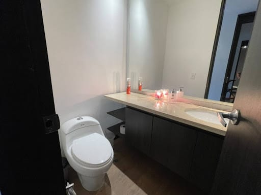 Apartamento de 3 alcobas en venta en Rincon Del Chico, Bogotá, 133 m² · foto 7 de 24