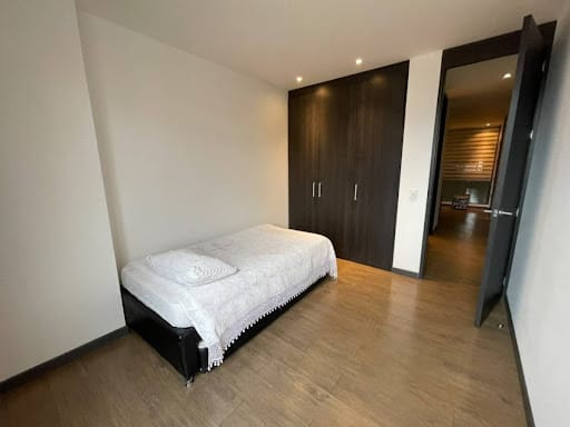 Apartamento de 3 alcobas en venta en Rincon Del Chico, Bogotá, 133 m² · foto 16 de 24