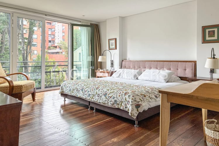 Apartamento de 3 alcobas en venta en Los Rosales, Bogotá, 135 m² · foto 12 de 20
