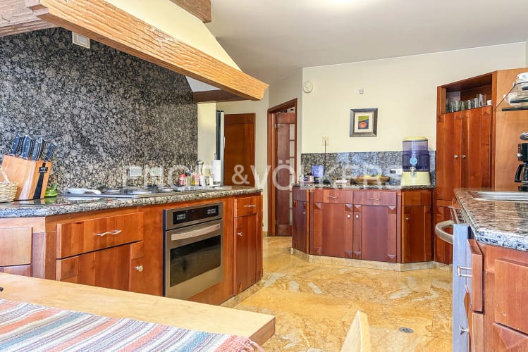 Apartamento de 3 alcobas en venta en Los Rosales, Bogotá, 135 m² · foto 8 de 20