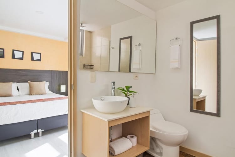 Apartaestudio en venta en Altos Del Poblado, Medellín, 40 m² · foto 5 de 12