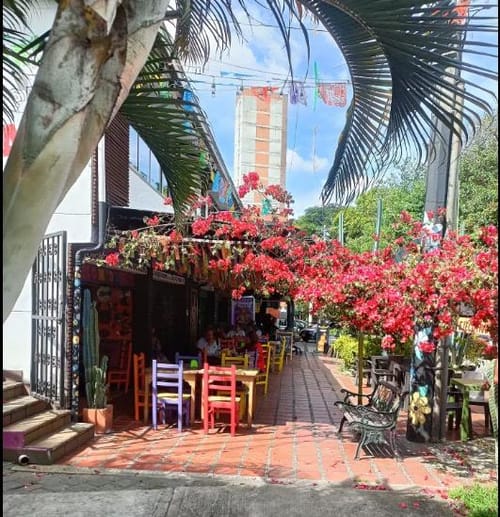 Apartaestudio en venta en Altos Del Poblado, Medellín, 40 m² · foto 7 de 12