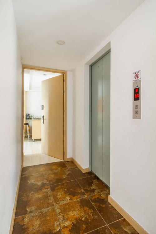 Apartaestudio en venta en Altos Del Poblado, Medellín, 40 m² · foto 9 de 12